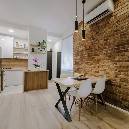 Apartment British Square With Parking Zagreb Rom bilde